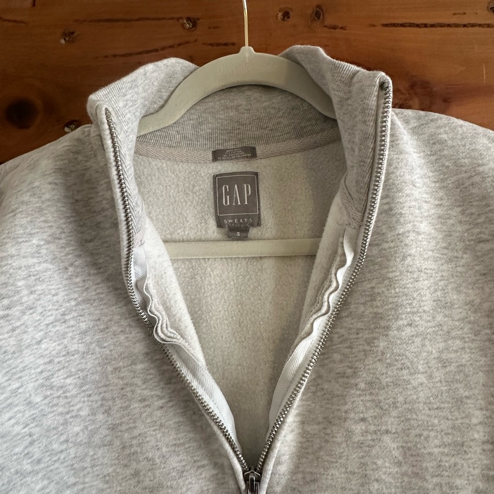 Women’s GAP Heather Gray Half-Zip Pullover Sz S - Picture 3 of 8